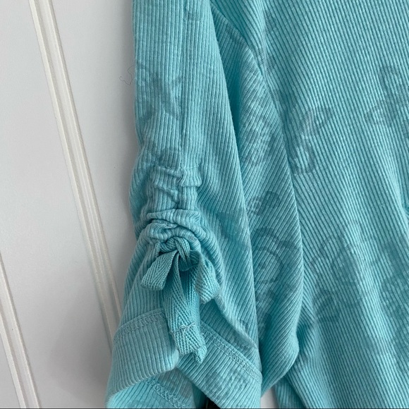 Woolrich short sleeve top SIZE MEDIUM - Picture 3 of 10